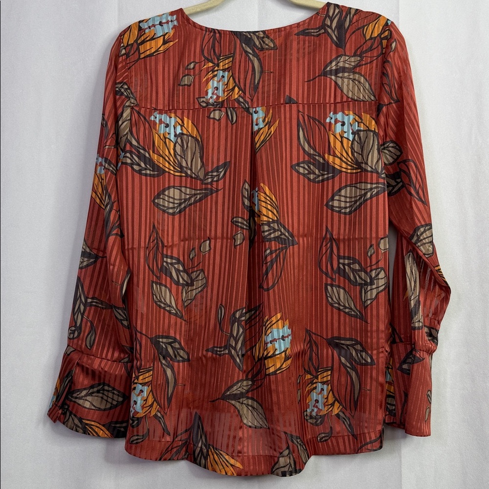 G By GIULIANA Floral Leaf Print Top Semi Sheer Long Sleeve Button Up Blouse - Picture 2 of 8